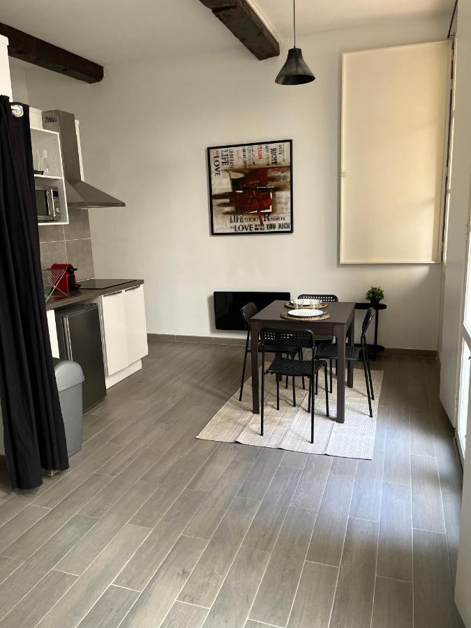 Studio Plein Coeur De Libourne Apartment Exterior photo