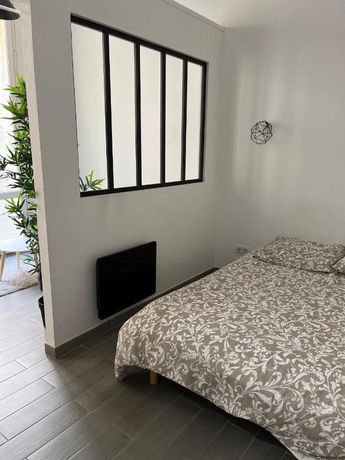 Studio Plein Coeur De Libourne Apartment Exterior photo
